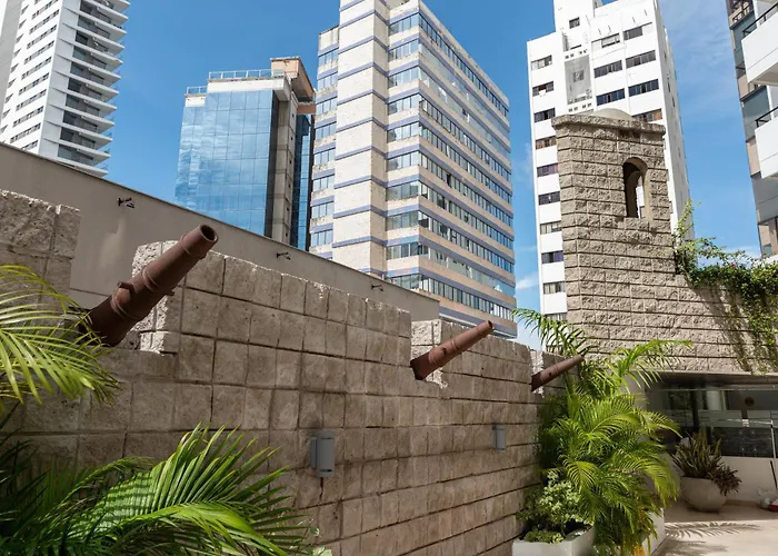 Apartamento En Bocagrande - Piscina, Jacuzzi Y Mar